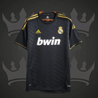 Real Madrid 2011/12 Away Retro Kit