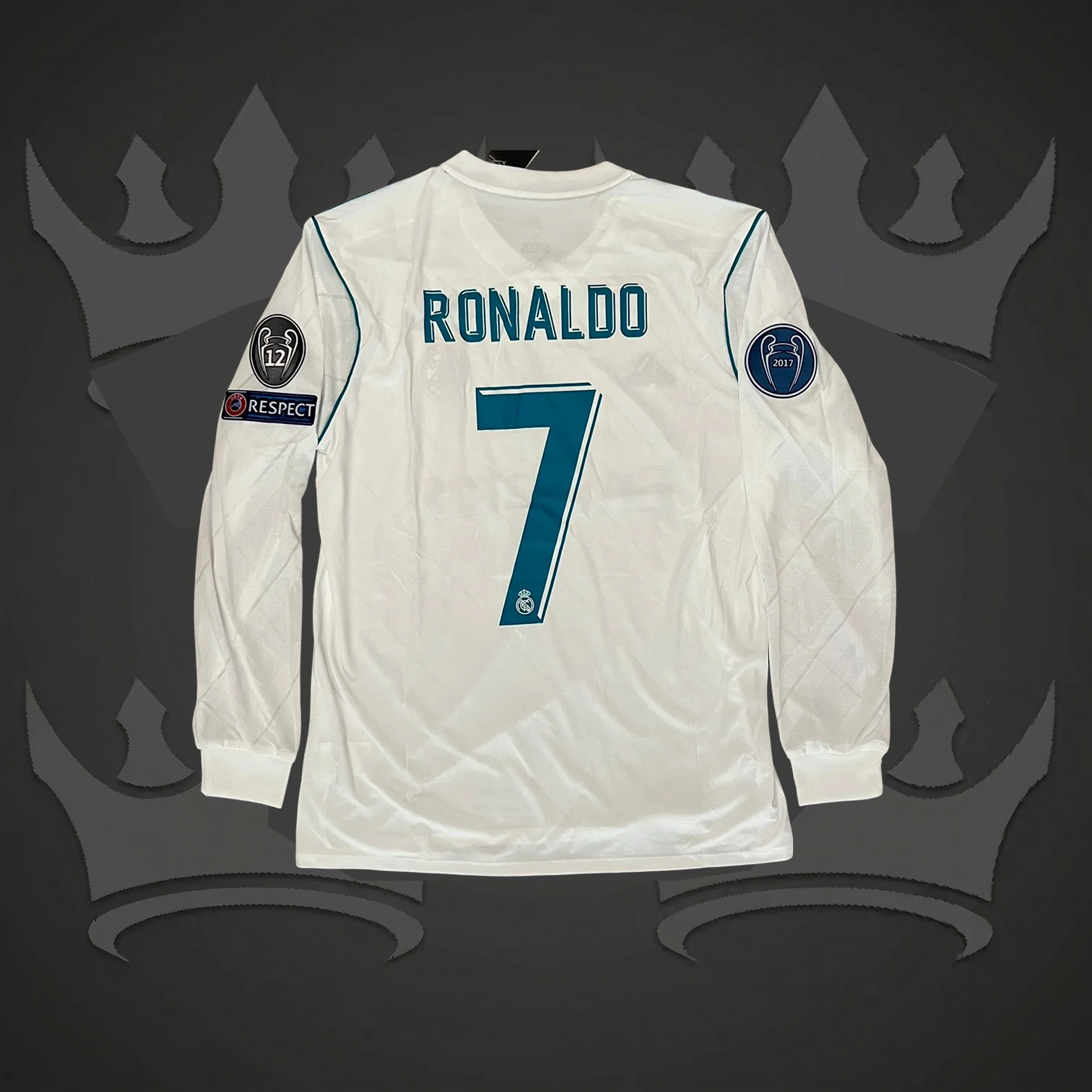 Real Madrid 2017/18 Home Retro Kit (Long)