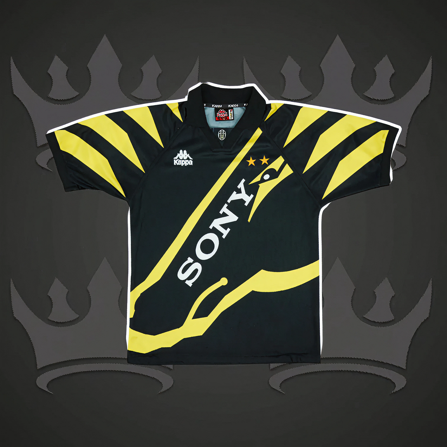 Juventus 1996/97 Third Retro Kit