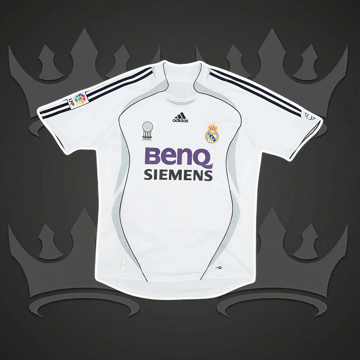 Real Madrid 2006/07 Home Retro Kit (Short)