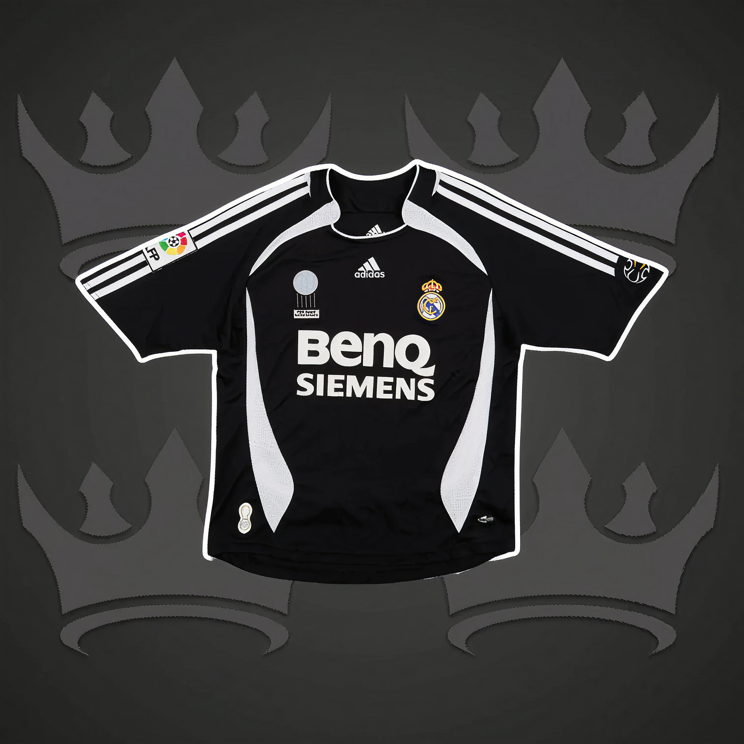 Real Madrid 2006/07 Third Retro Kit (Black)