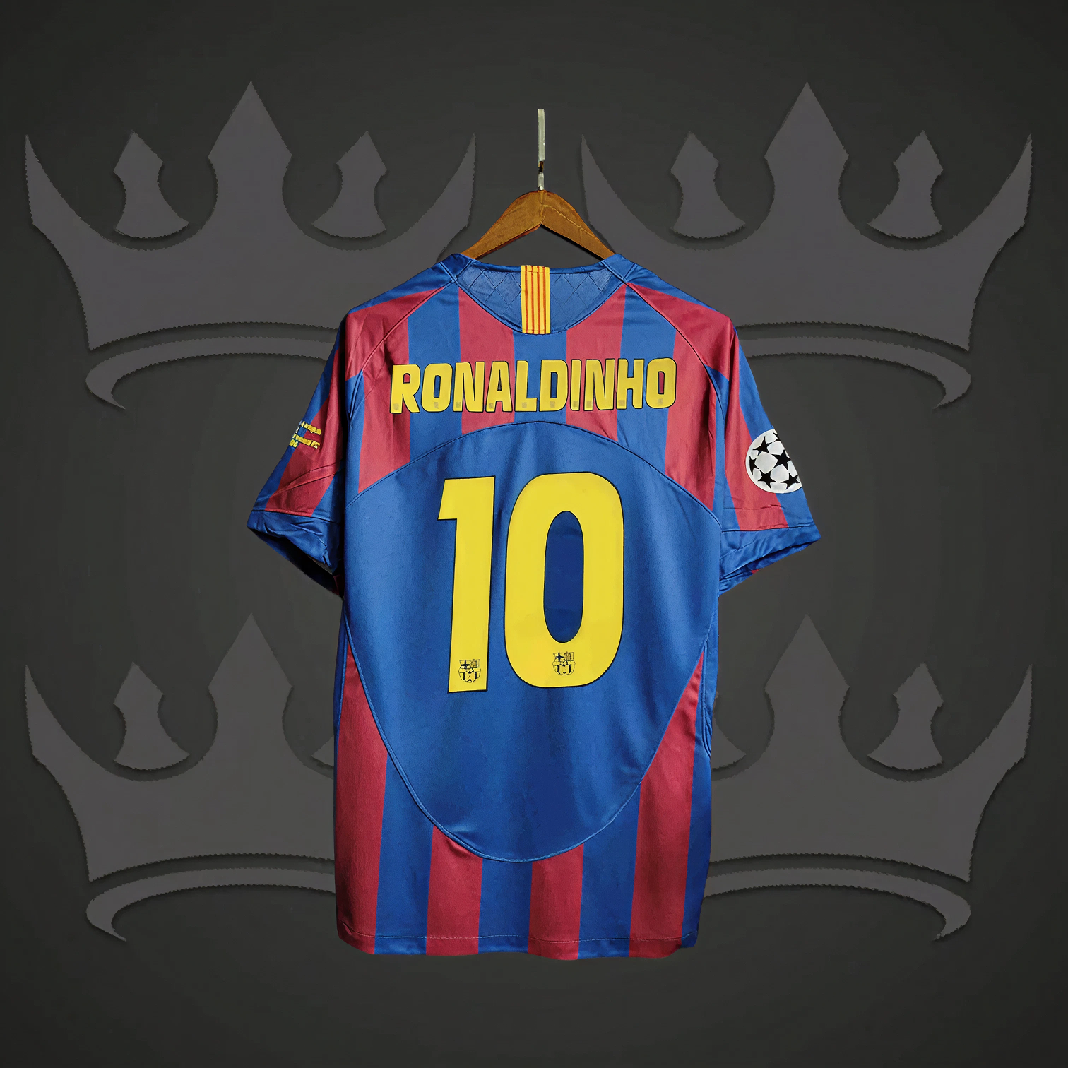 FC Barcelona 2005/06 Home Retro Kit (Short)