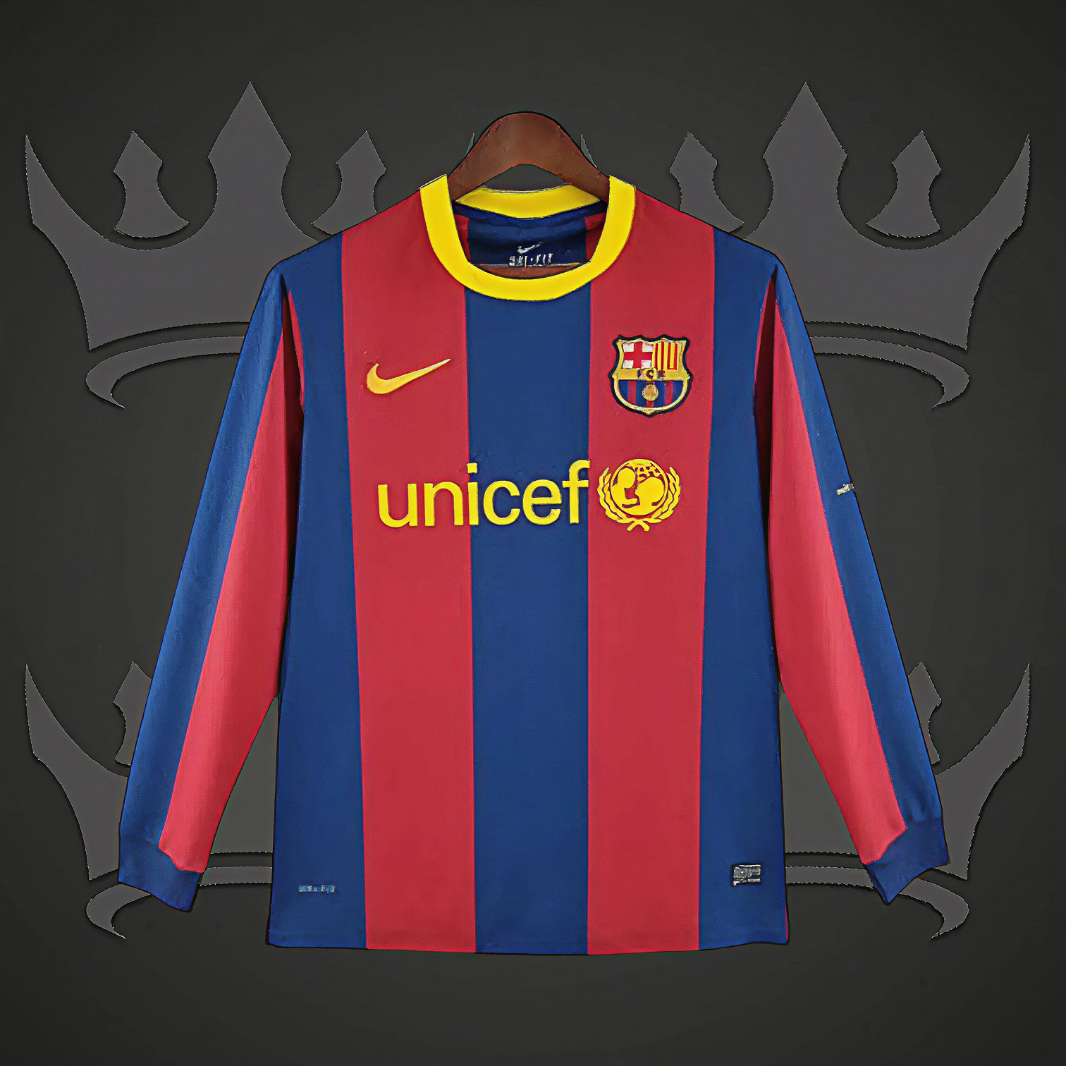 FC Barcelona 2010/11 Home Retro Kit (Long)