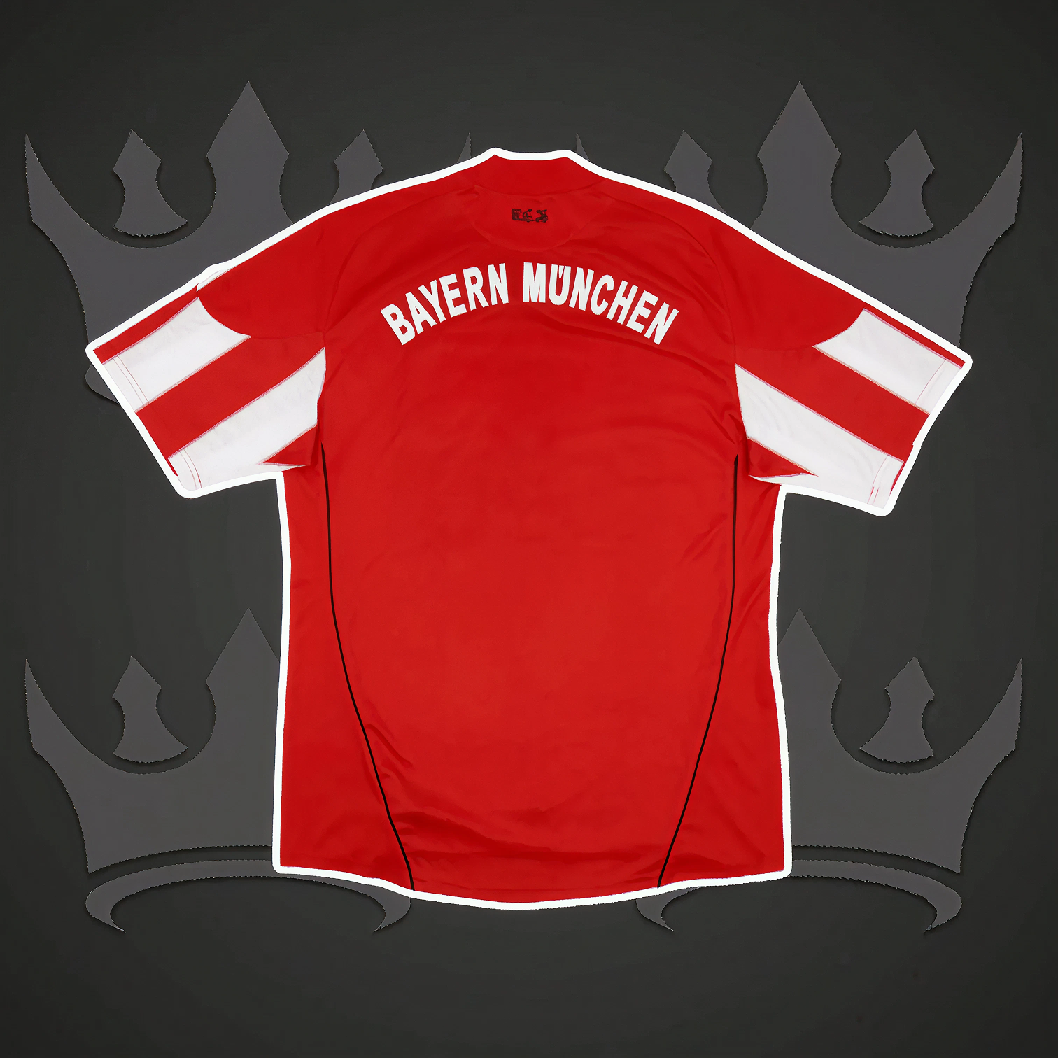 Bayern Munich 2010/11 Home Retro Kit